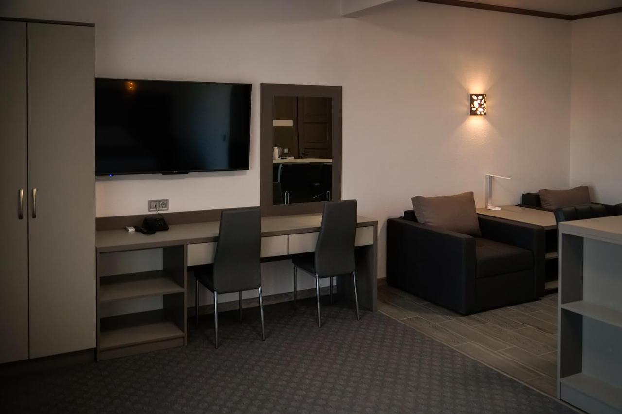 Delta Hotel Vylkove Extérieur photo