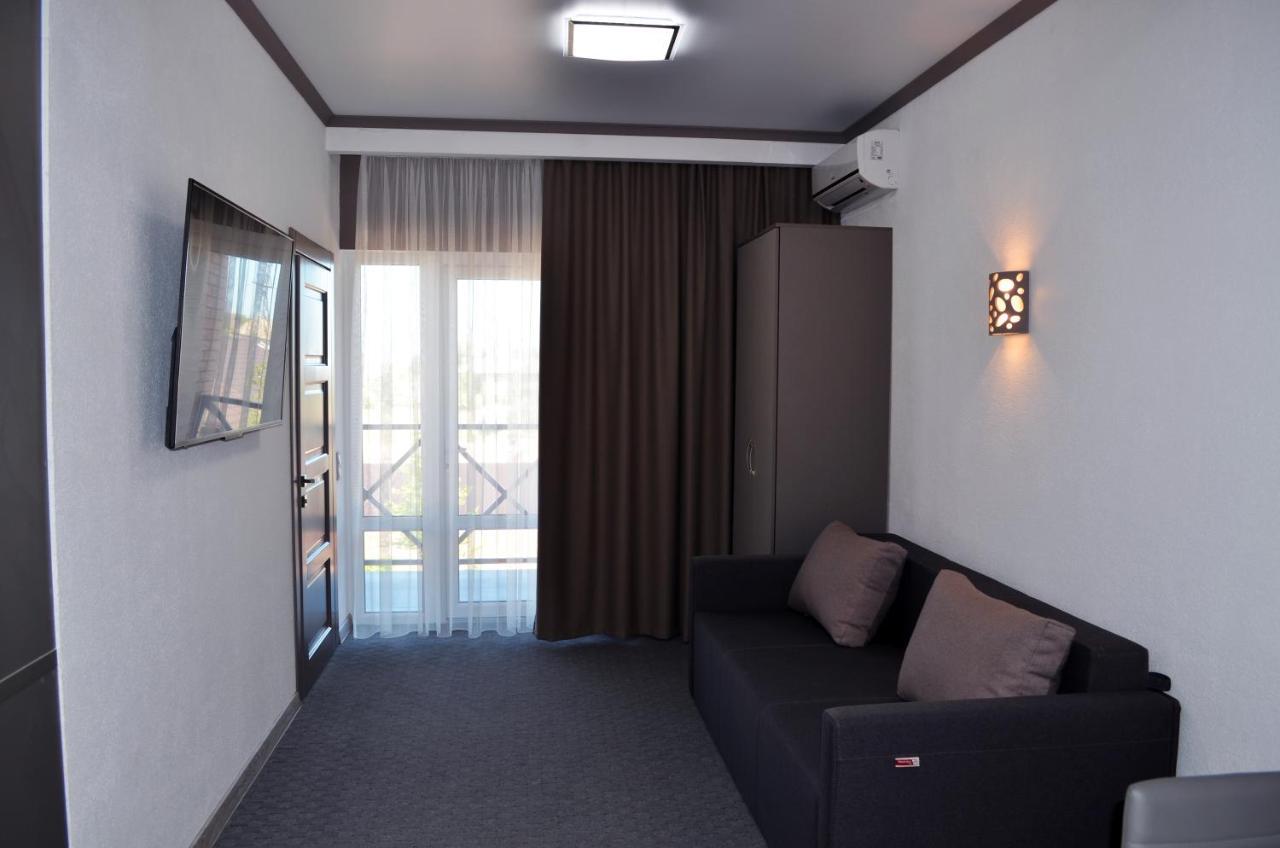 Delta Hotel Vylkove Extérieur photo
