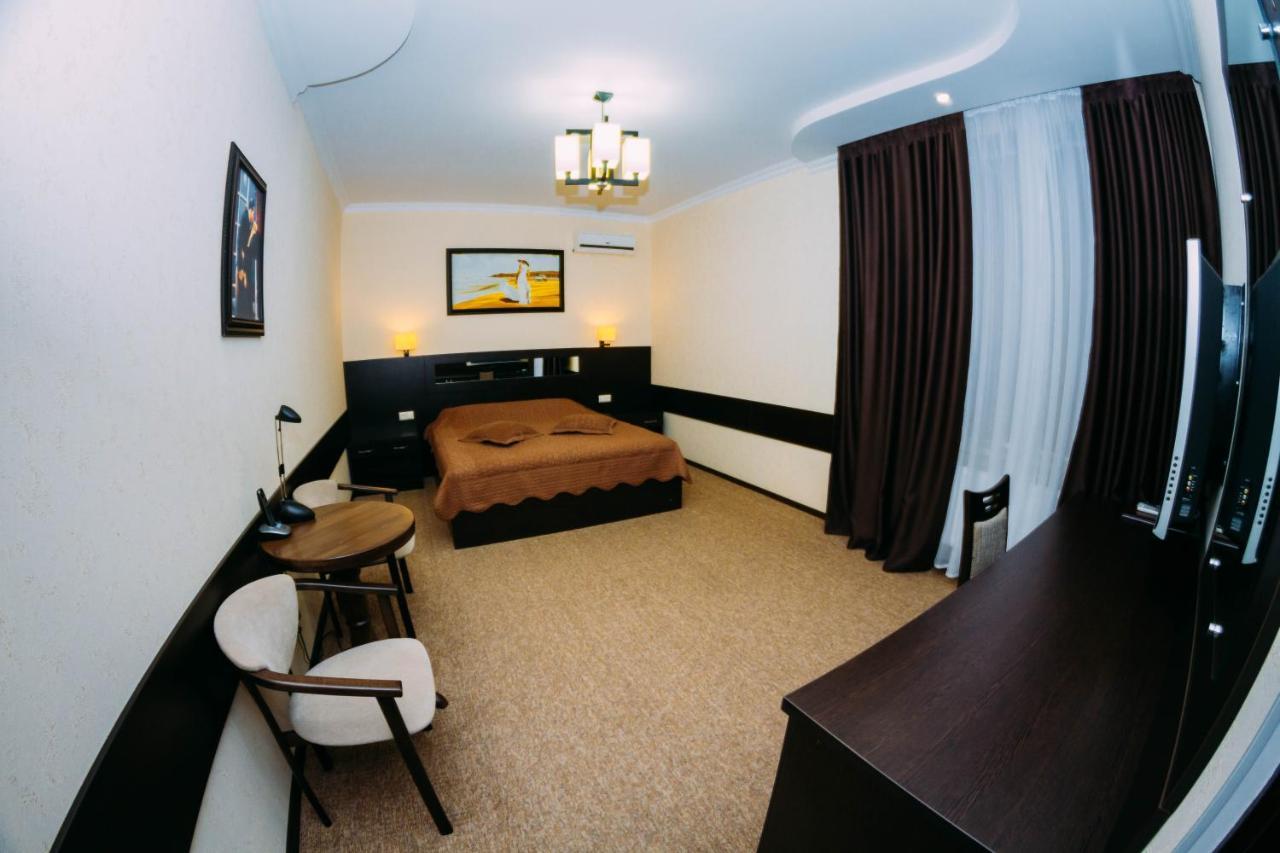 Delta Hotel Vylkove Extérieur photo